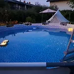 Rose Resort, 40m2 For 4 Guests, With Terrace Nastanitev v družini Ljubljana