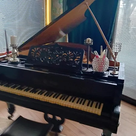 Rose Resort, 40m2 For 4 Guests, With Terrace * Ljubljana