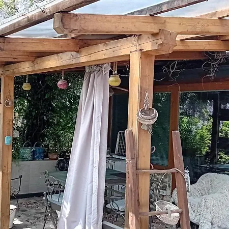 Rose 40m2 With Terrace 25m2 , Outdoor Cooking In Greeny Area For 4 Person Habitación en casa particular