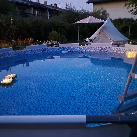 Rose 40m2 With Terrace 25m2 , Outdoor Cooking In Greeny Area For 4 Person Nastanitev v družini Ljubljana