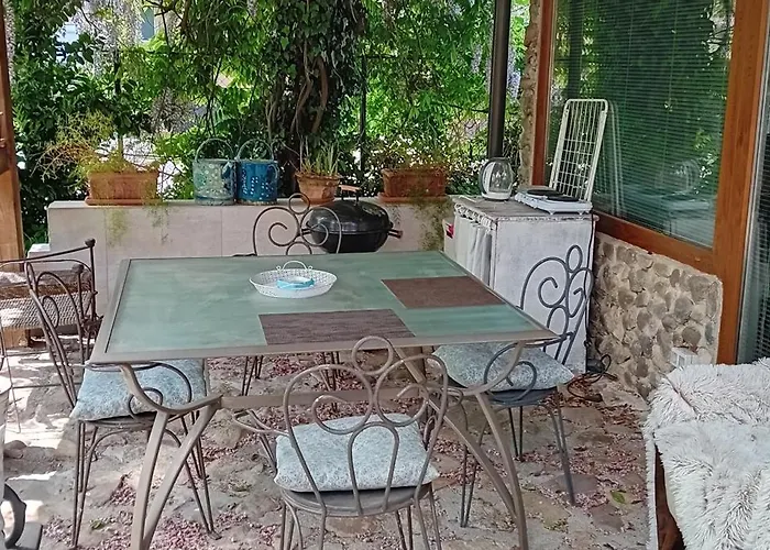 Rose Resort, 40m2 For 4 Guests, With Terrace Liubliana