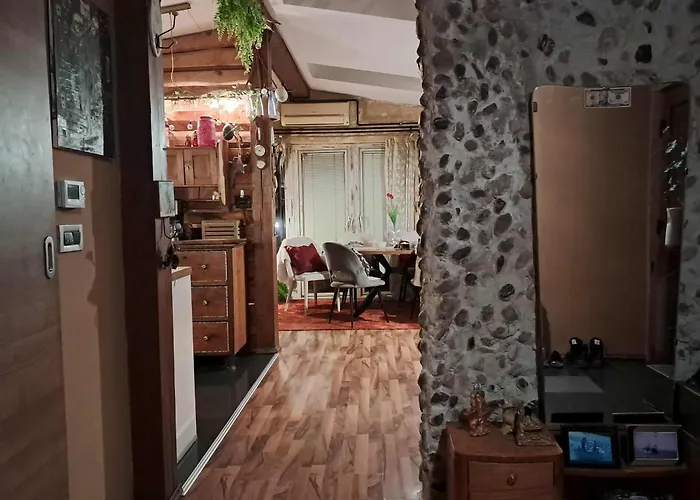 Habitación en casa particular Rose Resort, 40m2 For 4 Guests, With Terrace *